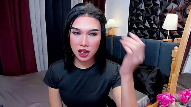 MaxCollins online show from 11-08-25, 02:42