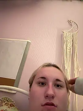 imawhorenslut19 online show from 04-10-26, 03:35