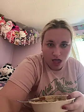 imawhorenslut19 online show from 04-28-26, 06:56