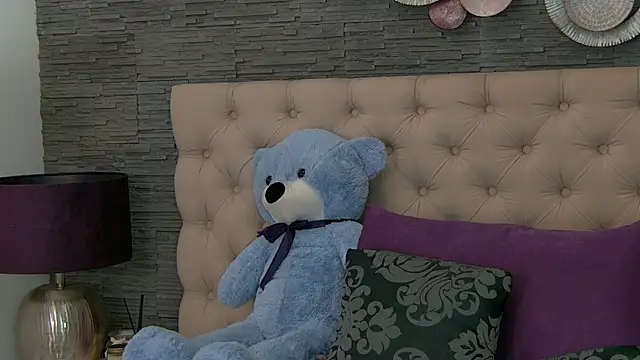 VannyFoxx online show from 11-09-25, 08:02