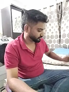 Snapshot of avi007p chatting on 05-28-26, 04:57 avi007p online show from 05-28-26, 04:57