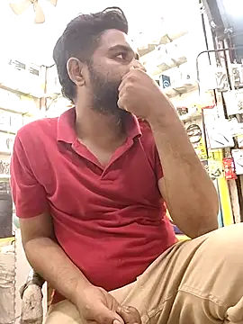 Snapshot of avi007p chatting on 06-23-26, 03:32 avi007p online show from 06-23-26, 03:32