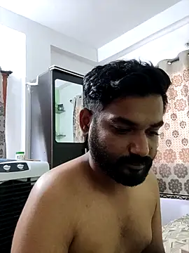 Snapshot of avi007p chatting on 05-16-26, 04:33 avi007p online show from 05-16-26, 04:33
