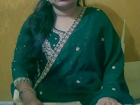 Snapshot of Saniya_K chatting on 09-22-25, 03:07 Saniya K online show from 09-22-25, 03:07