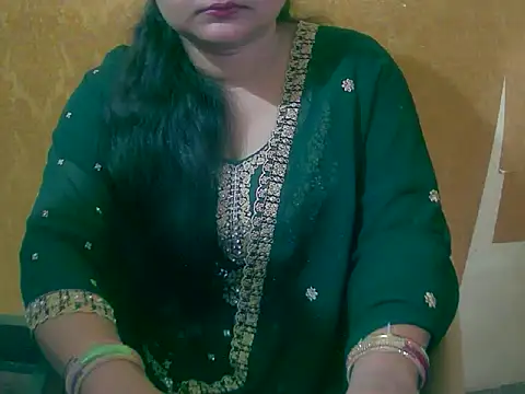 Snapshot of Saniya_K chatting on 09-23-25, 05:25 Saniya K online show from 09-23-25, 05:25