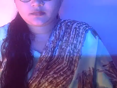 Snapshot of Saniya_K chatting on 09-15-25, 02:39 Saniya K online show from 09-15-25, 02:39