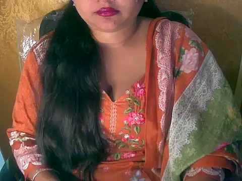 Snapshot of Saniya_K chatting on 10-16-25, 06:21 Saniya K online show from 10-16-25, 06:21