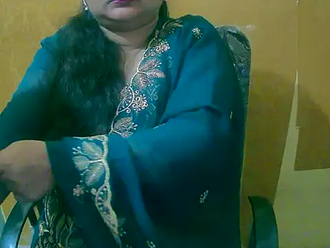 Snapshot of Saniya_K chatting on 09-28-25, 04:58 Saniya K online show from 09-28-25, 04:58