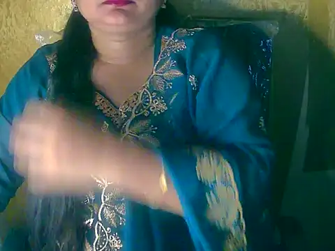 Snapshot of Saniya_K chatting on 10-07-25, 05:14 Saniya K online show from 10-07-25, 05:14