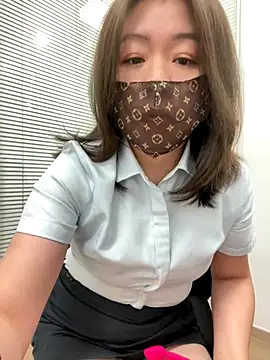 300-AMAM online show from 11-14-25, 03:54