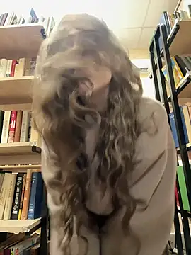 FroggyAnna online show from 03-25-26, 06:29