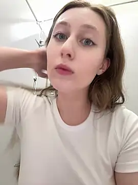 FroggyAnna online show from 07-04-26, 06:34