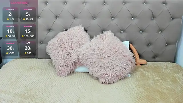 Isbettyche online show from 10-27-25, 12:11