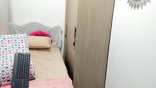 Isbettyche online show from 11-06-25, 12:14