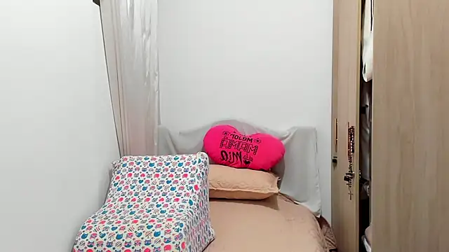 Isbettyche online show from 11-21-25, 11:26