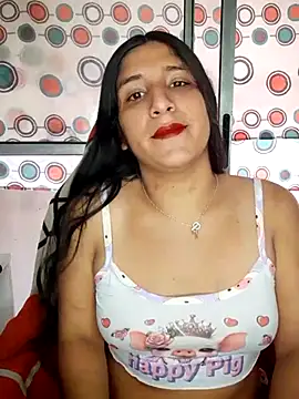 Snapshot of laura_goddess_ts chatting on 10-03-25, 04:41 laura goddess ts online show from 10-03-25, 04:41