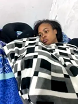 sexy-colombiana online show from 12-21-25, 05:47