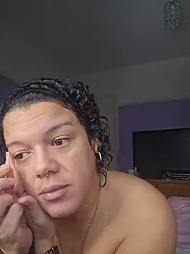 Snapshot of GoddessChantelle chatting on 01-17-26, 02:31 GoddessChantelle online show from 01-17-26, 02:31