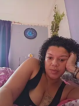 Snapshot of GoddessChantelle chatting on 02-14-26, 12:05 GoddessChantelle online show from 02-14-26, 12:05