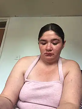 Snapshot of Imogenbabyyy chatting on 05-10-26, 10:52 Imogenbabyyy online show from 05-10-26, 10:52