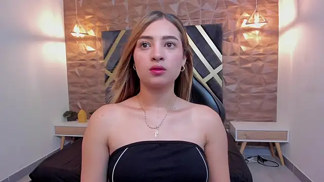 Alana cox  online show from 12-22-25, 11:49