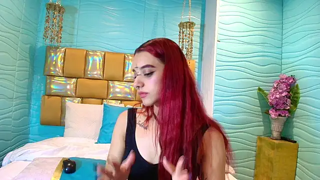 Snapshot of Scarlet_Monroee chatting on 10-01-25, 10:41 Scarlet Monroee online show from 10-01-25, 10:41