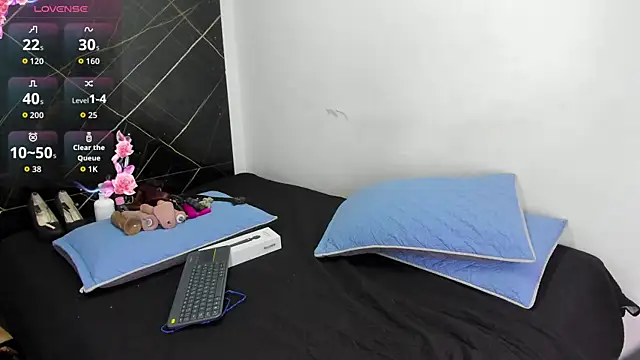 Snapshot of Bora_Lajuana chatting on 06-02-26, 04:01 Bora Lajuana online show from 06-02-26, 04:01