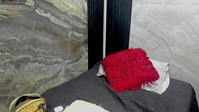 Snapshot of Bora_Lajuana chatting on 09-09-25, 04:11 Bora Lajuana online show from 09-09-25, 04:11