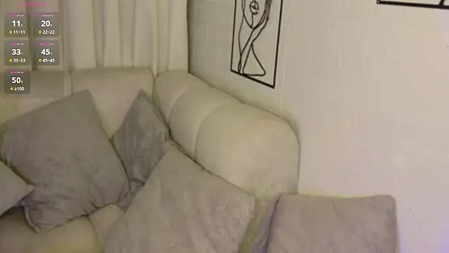 Snapshot of VioletBlacke_ chatting on 07-15-26, 01:40 VioletBlacke online show from 07-15-26, 01:40