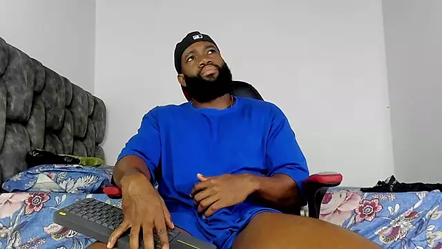 james musclebbc online show from 10-21-25, 09:52