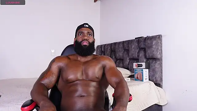 Snapshot of james_musclebbc chatting on 07-09-26, 12:04 james musclebbc online show from 07-09-26, 12:04