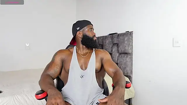 Snapshot of james_musclebbc chatting on 06-24-26, 07:11 james musclebbc online show from 06-24-26, 07:11