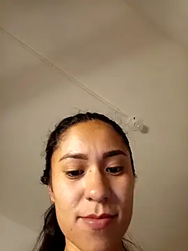 Liahdiaz  online show from 04-09-26, 02:56