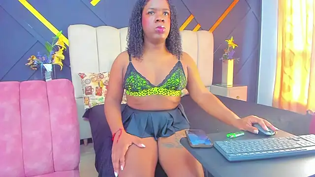 LicyEvans1 online show from 06-26-26, 02:56