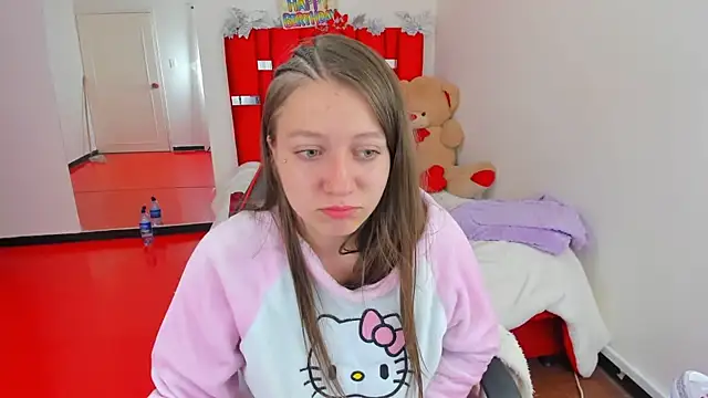 Snapshot of Luna_Analya chatting on 07-18-26, 02:58 Luna Analya online show from 07-18-26, 02:58