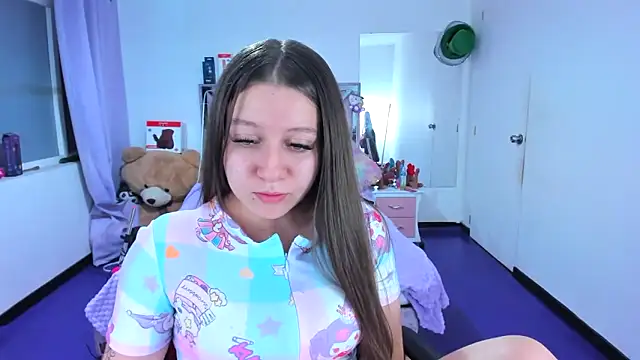 Luna Analya online show from 04-08-26, 02:02