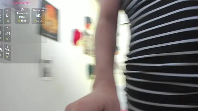 Snapshot of Rihanna_hotx chatting on 02-21-26, 02:57 Rihanna hotx online show from 02-21-26, 02:57