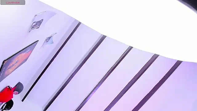 Snapshot of Rihanna_hotx chatting on 02-08-26, 03:15 Rihanna hotx online show from 02-08-26, 03:15