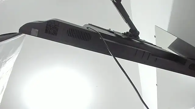 Rihanna hotx online show from 11-14-25, 02:59