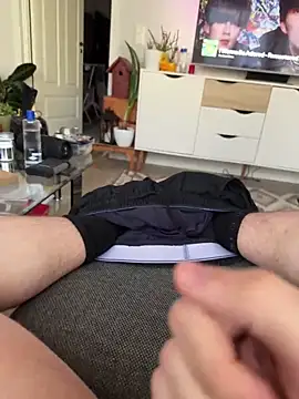 Boahgangboy15 online show from 06-06-26, 06:24