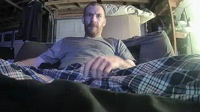 Snapshot of Tiggitytomociti chatting on 02-25-26, 05:51 Tiggitytomociti online show from 02-25-26, 05:51