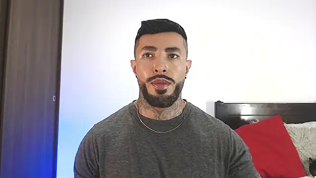 andrea de lucaa online show from 04-07-26, 04:14