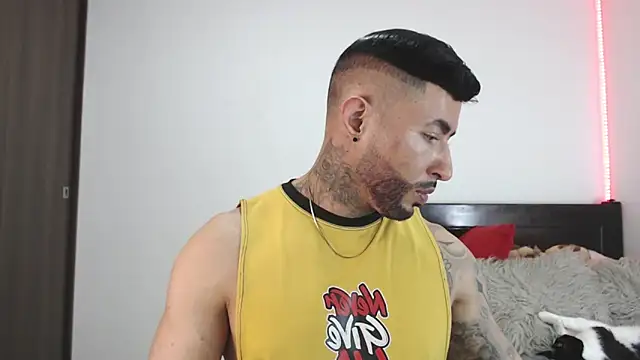 andrea de lucaa online show from 03-09-26, 03:21