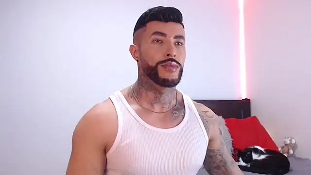 andrea de lucaa online show from 11-12-25, 04:05