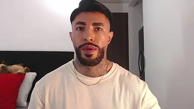 andrea de lucaa online show from 06-01-26, 02:56