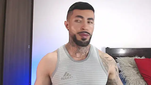 andrea de lucaa online show from 04-08-26, 03:52