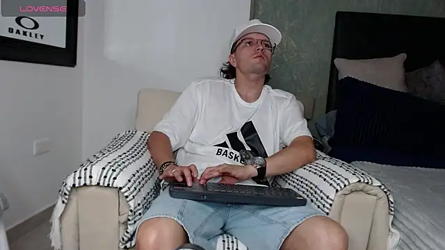 steve hornyboy online show from 10-24-25, 01:26