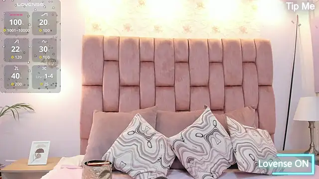 megannherrera online show from 10-04-25, 01:01