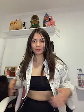 Snapshot of sofi_sweet_7 chatting on 05-25-26, 07:34 sofi sweet 7 online show from 05-25-26, 07:34