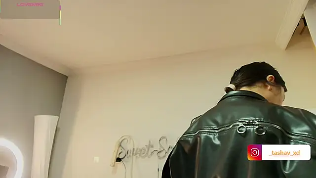 sofi sweet 7 online show from 02-26-26, 07:03